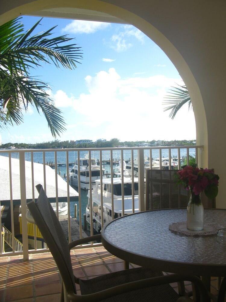 Paradise Harbour Club & Marina Nassau Dış mekan fotoğraf
